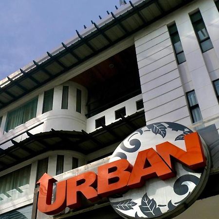 Urban Inn Iloilo Екстериор снимка