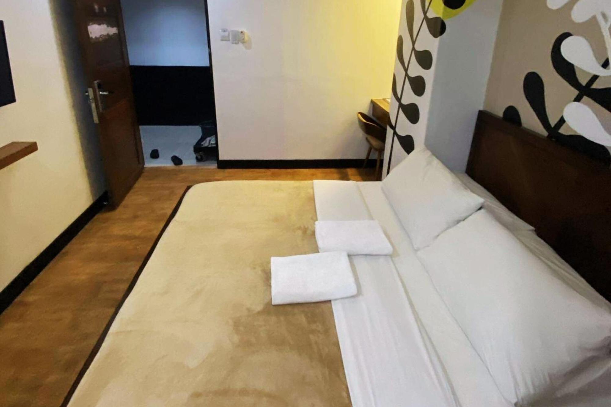 Urban Inn Iloilo Стая снимка