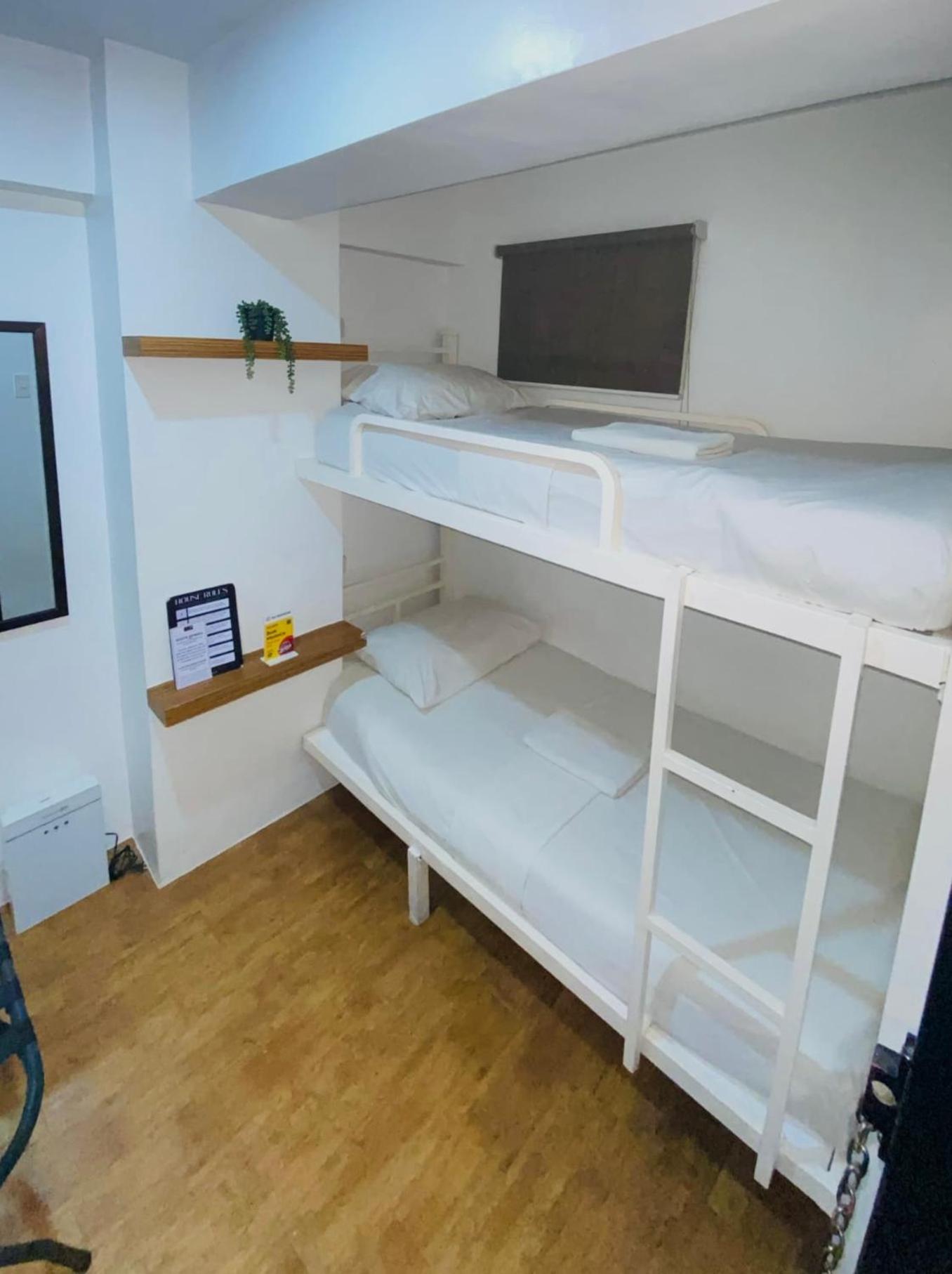Urban Inn Iloilo Стая снимка