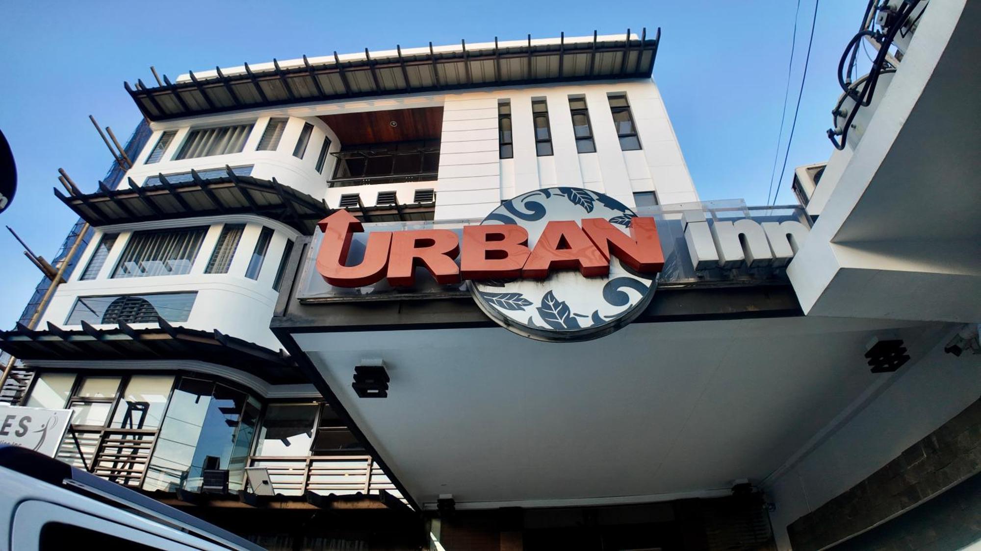 Urban Inn Iloilo Екстериор снимка
