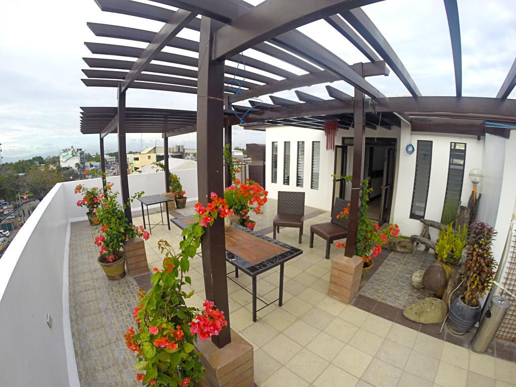 Urban Inn Iloilo Екстериор снимка