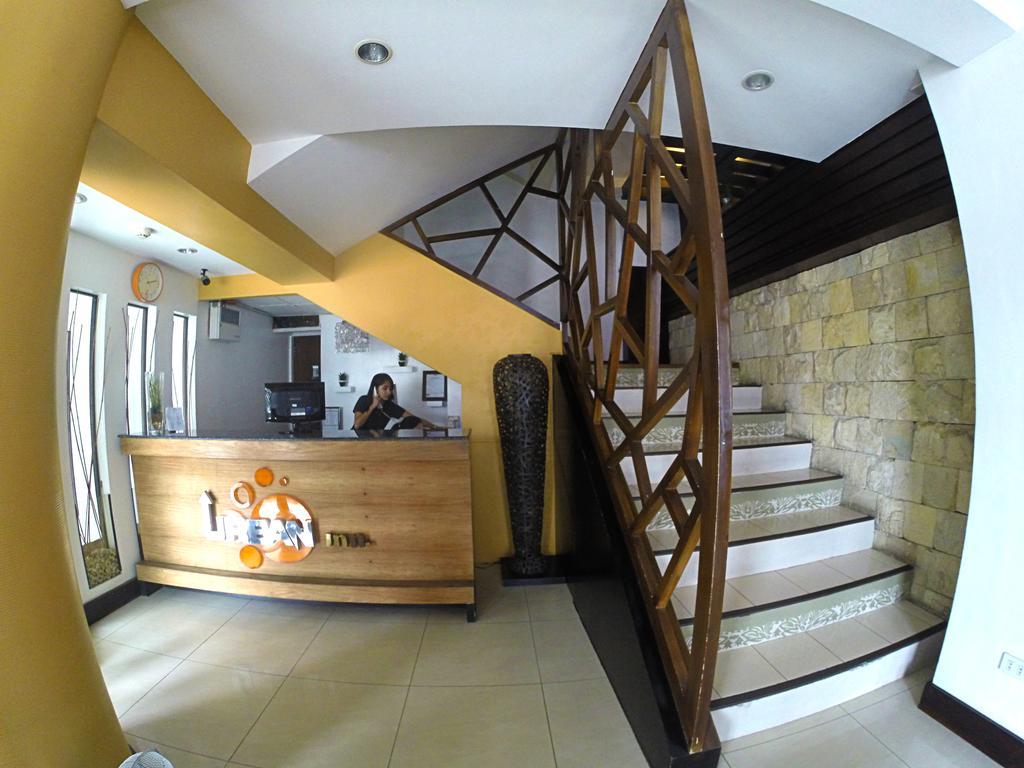 Urban Inn Iloilo Екстериор снимка