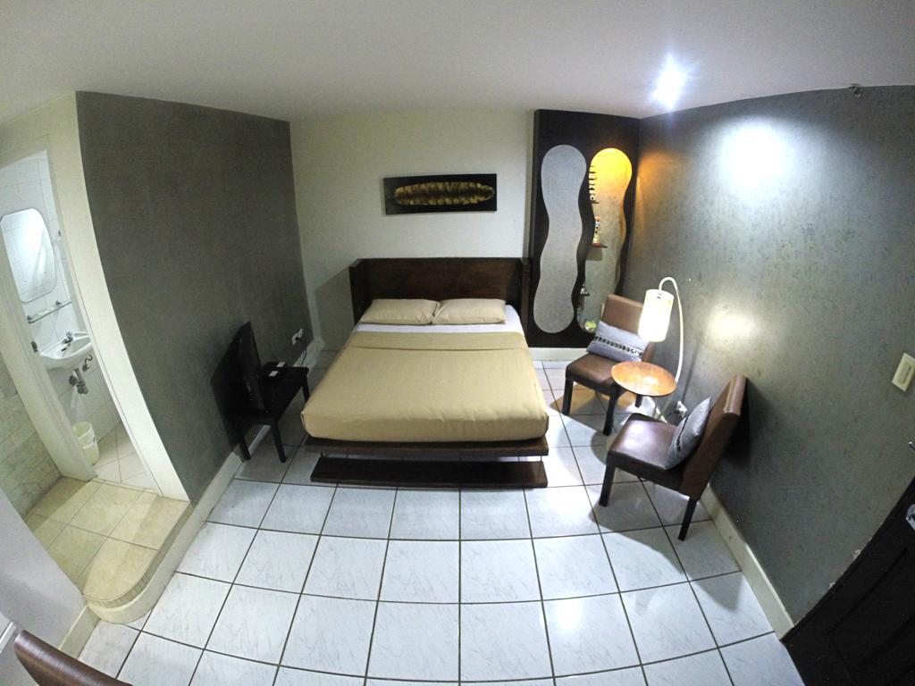 Urban Inn Iloilo Стая снимка