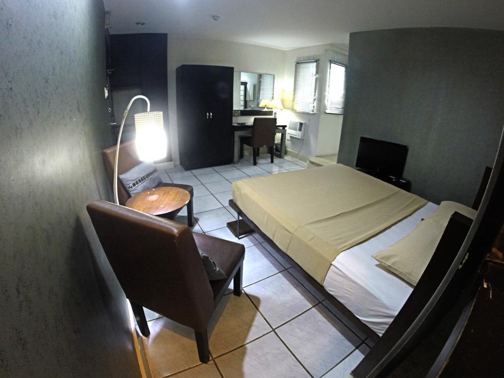 Urban Inn Iloilo Стая снимка