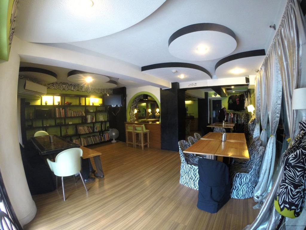 Urban Inn Iloilo Екстериор снимка