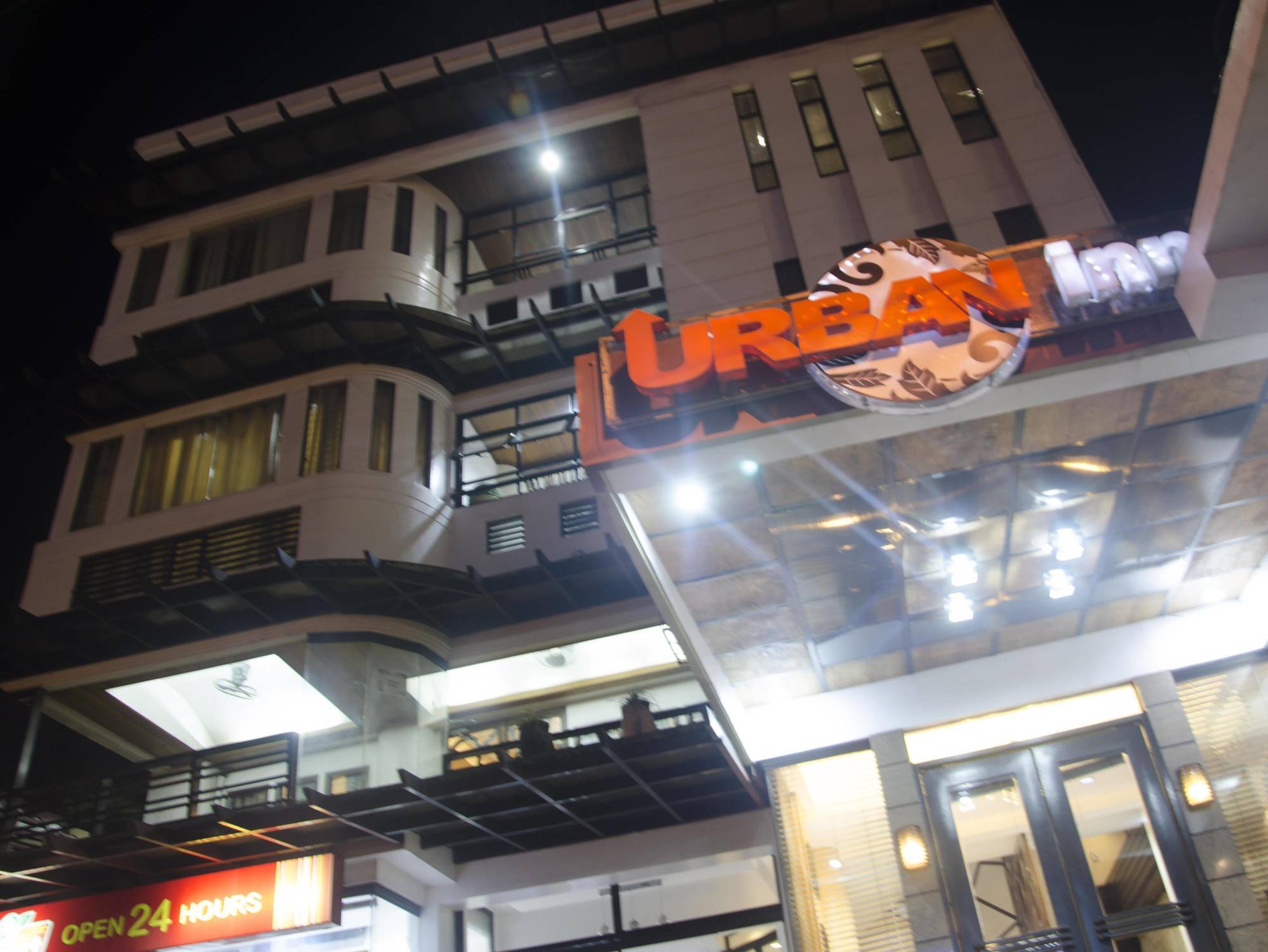 Urban Inn Iloilo Екстериор снимка